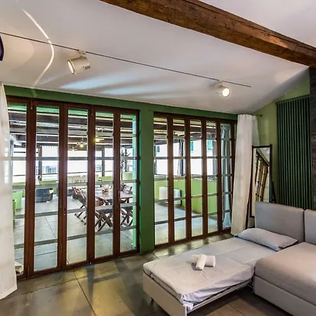 A Ca Toa Apartment